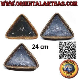 Lombok triangular tray valet tray in mahogany wood, wicker edge and mother-of-pearl inlays (medium)