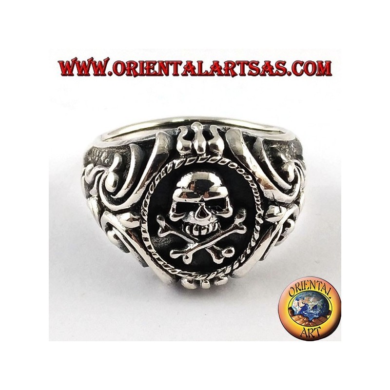 Silver ring, pirate skull with lateral cross