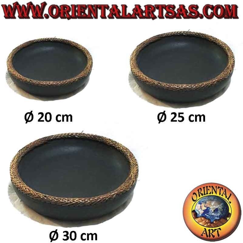 Bol rond Lombok en bois d'acajou avec bord en osier tressé