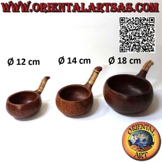 Ciotola aborigena di Lombok con manico (stile pentola) in terracotta e midollino