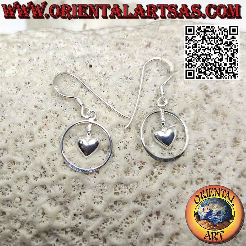 Boucles d'oreilles dormeuses en argent avec coeur lisse arrondi dans le cercle