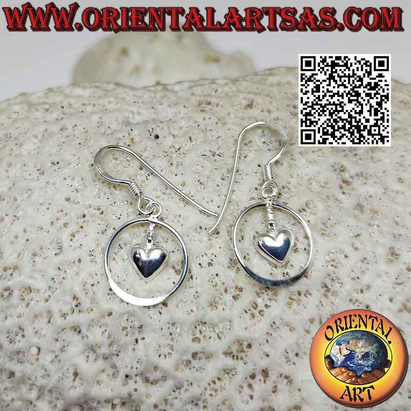 Silver leverback earrings with smooth heart rounded in the circle