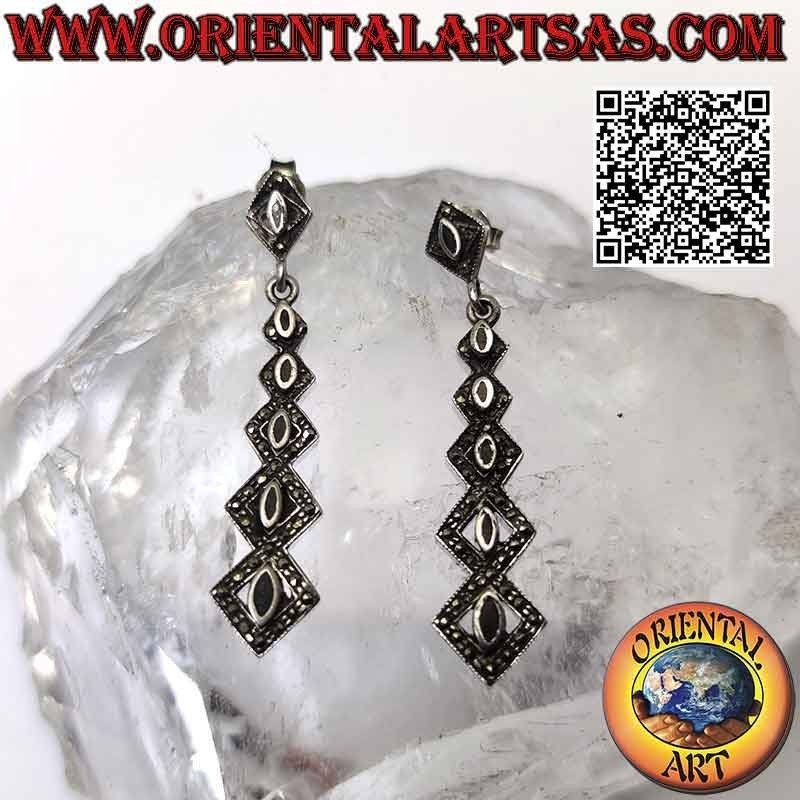 Pendientes de plata, serie creciente de rombos con ónix central rodeado de marcasita