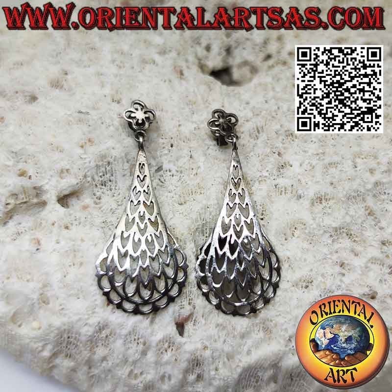 Pendientes de lóbulo de plata con placa colgante calada (corazones)