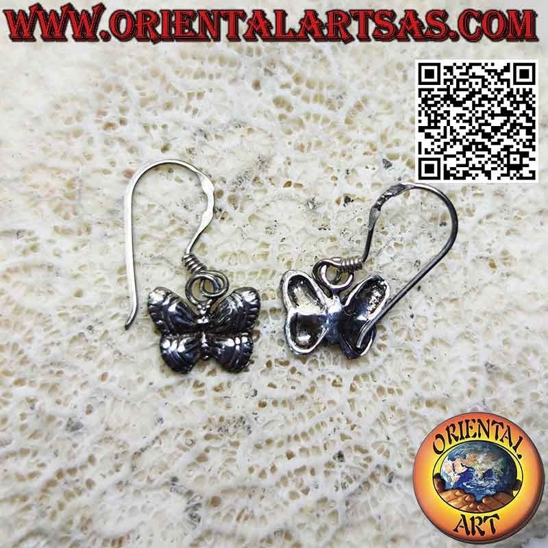 Pendientes de plata con colgante de mariposa