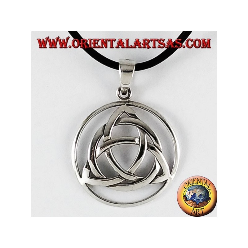 Pendentif argent, de tyrone noeud Triquetra dans le cercle