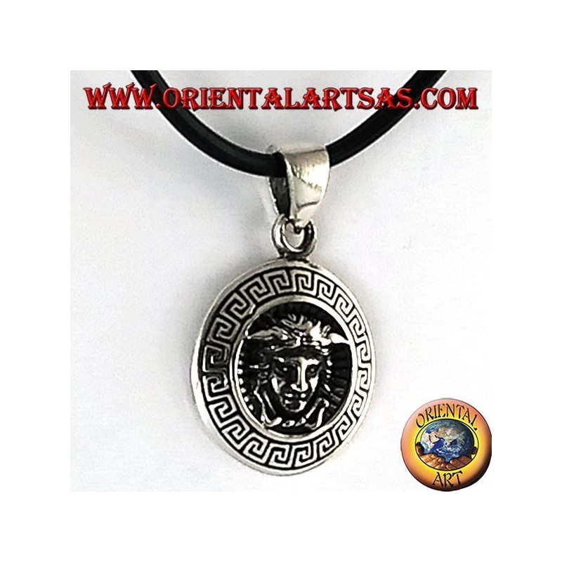 Pendentif argent, méduse