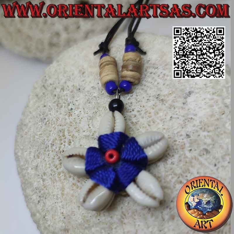 Collier étoile de Cauri cauris (symbole de fertilité) et nœuds coulants