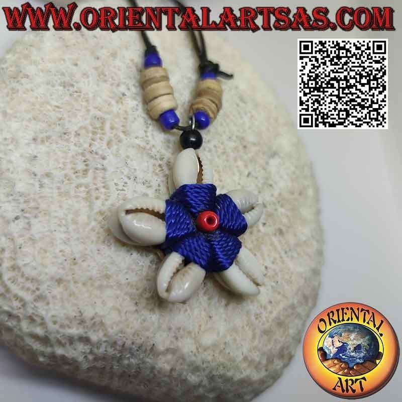 Collier étoile de Cauri cauris (symbole de fertilité) et nœuds coulants