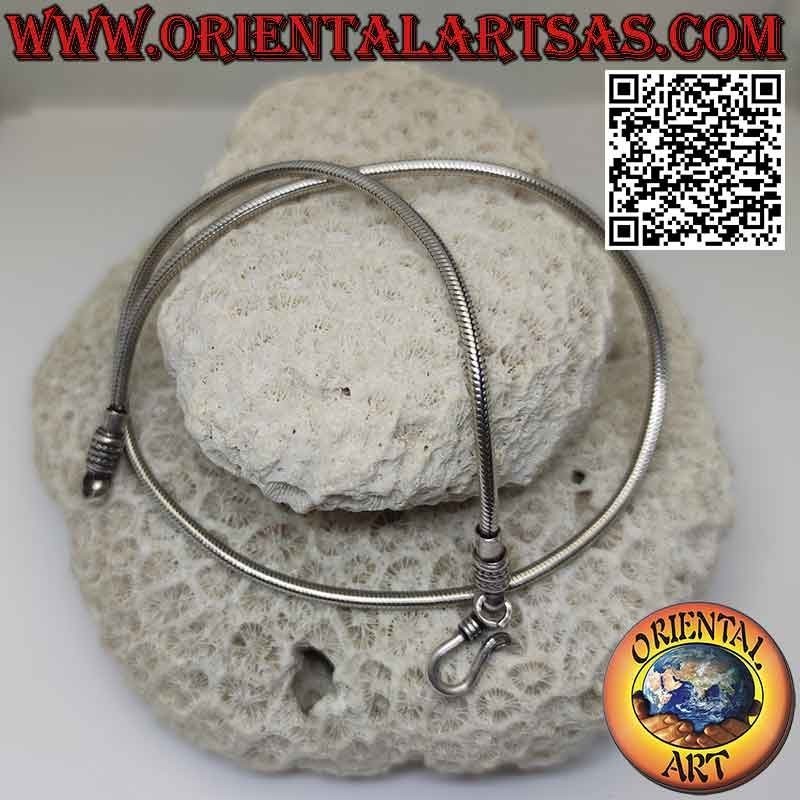 Collier maille "serpent" en argent 925‰ mesurant 43 cm x 2,5 mm et crochet boule