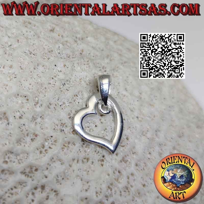 Colgante de plata, contorno de un grueso corazón liso asimétrico (d)