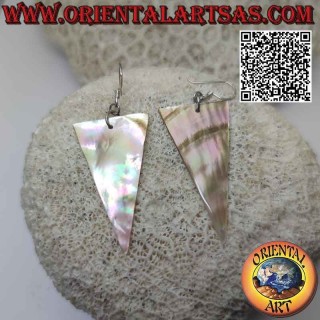 Orecchini in argento a monachella con triangolo isoscele rovesciato di madreperla rosé
