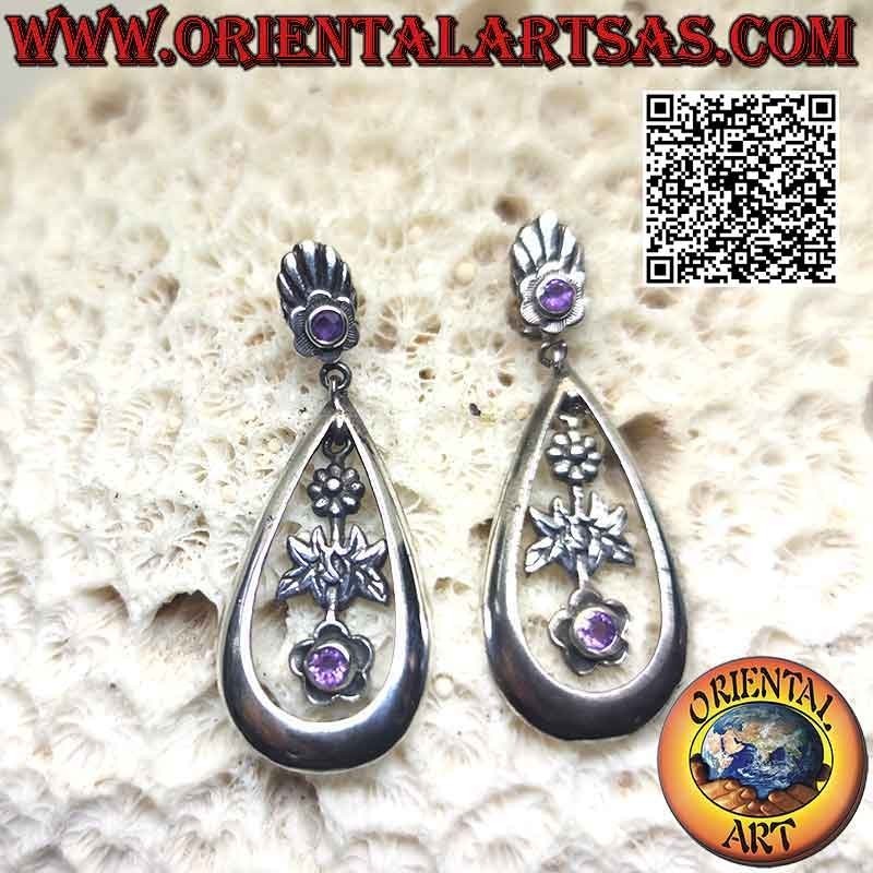 Silberne Ohrringe mit Amethyst, gekrönt von Lappen und Tropfenanhänger mit Sonnenblumen- und Amethystblüte im Inneren