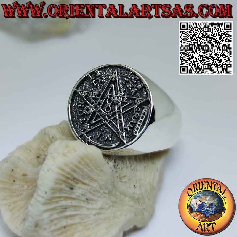 Bague en argent lisse avec Tétragramme (Étoile Microcosmique ou Talisman avec Pentagramme) en bas-relief