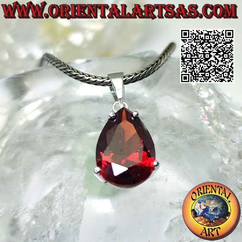Pendentif en argent avec grenat goutte facetté serti dans un double serti lisse