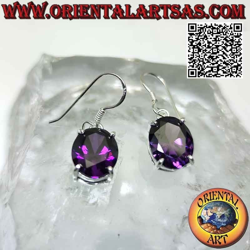 Boucles d'oreilles en argent avec améthyste synthétique ovale à facettes sertie sur un double cadre lisse