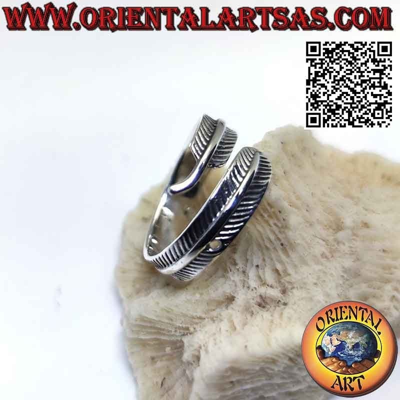 Anillo ajustable de plata con pluma larga, símbolo de purificación