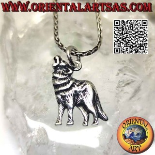 Colgante de plata con forma de lobo aullando (perfil)