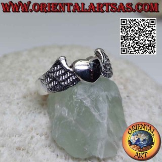 Anello in argento, il cuore con le ali (simbolo di elevazione verso il cielo)