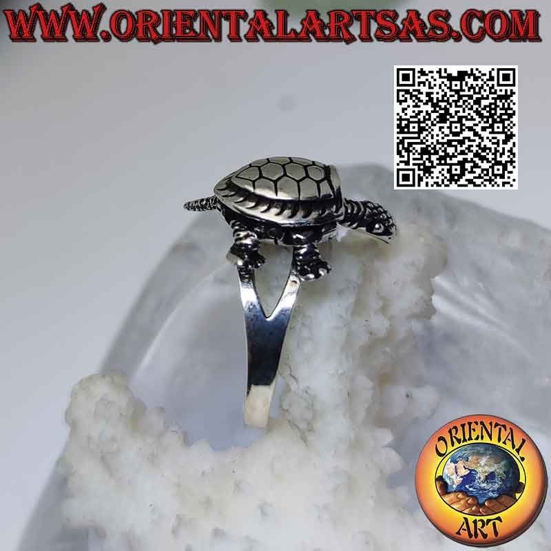 Anello in argento con Tartaruga di terra o testuggine di Hermann mobile (che si muove)