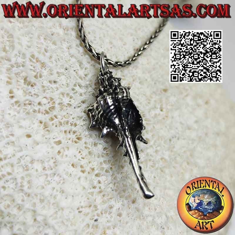 Pendentif en argent en forme de coquillage le tofa (instrument de musique et symbole de fertilité)
