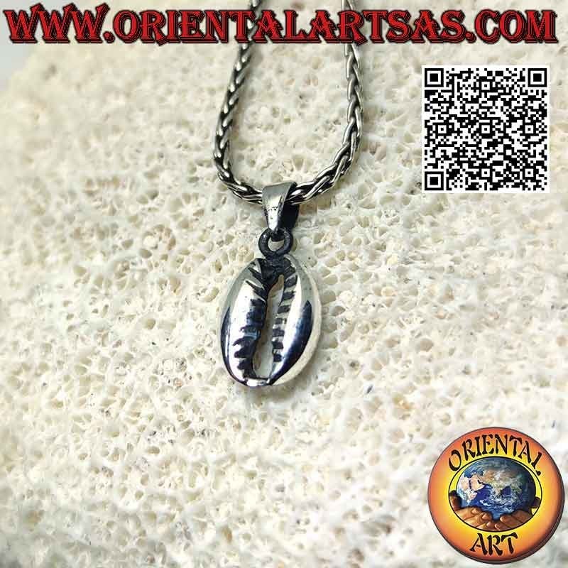 Ciondolo in argento a forma di conchiglia ciprea (cauri, Kauri, Cypraea), simbolo di fertilità