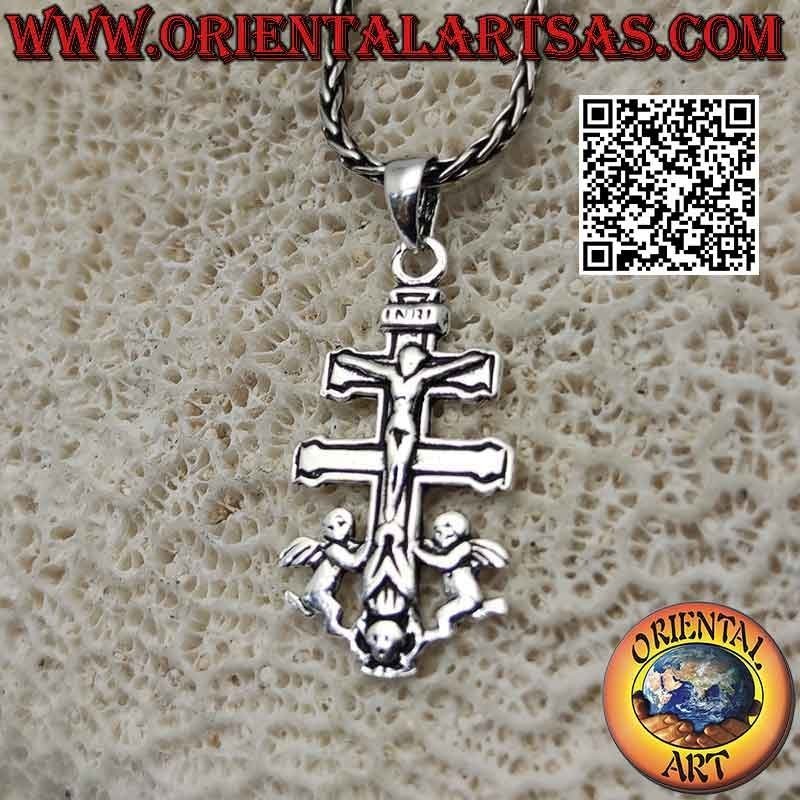 Colgante de plata, la "cruz de Caravaca" o "Cruz de Caravaça"