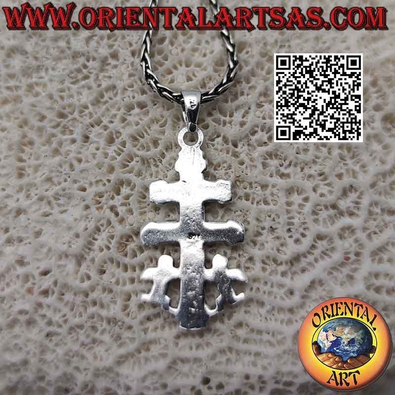 Colgante de plata, la "cruz de Caravaca" o "Cruz de Caravaça"