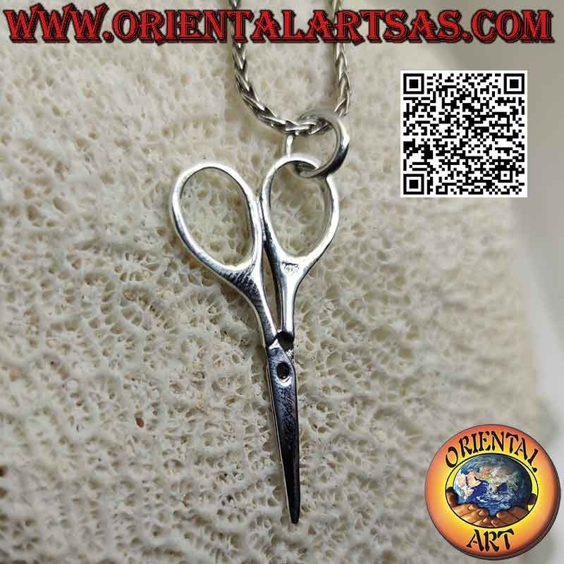 Smooth silver scissors pendant (large)