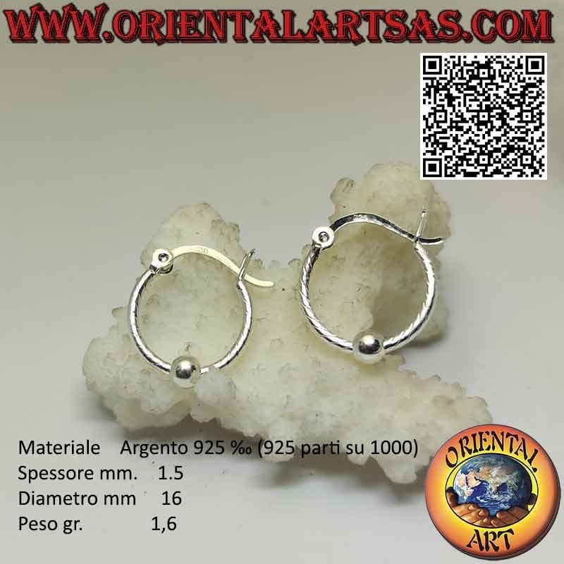 Boucle d'oreille en argent 925‰, cercle travaillé avec des bandes avec boule centrale de 4 mm (levier)