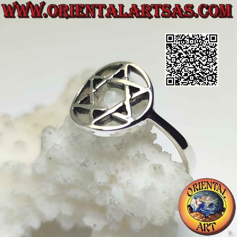 Silver ring, Star of David or Solomon's seal inscribed in the perforated circle