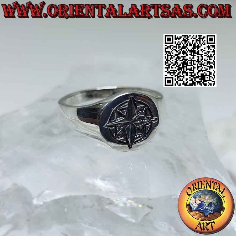 Anillo redondo liso de plata con rosa de los vientos "esencial" grabada