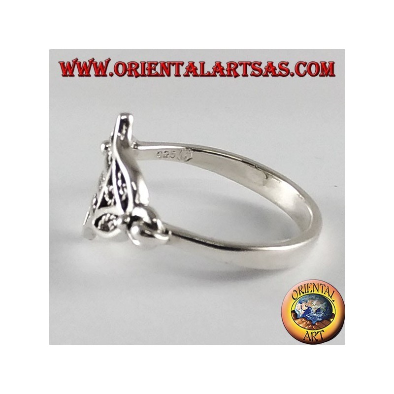 Anillo de plata de la mano de Fátima Hamsa