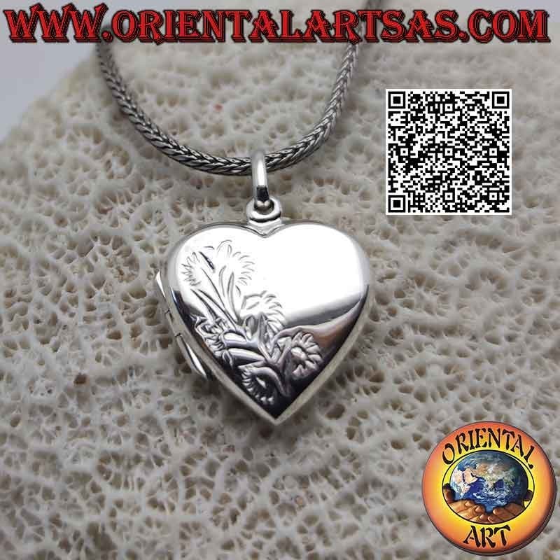 Colgante de Foto de Plata Plano Liso Forma Corazón con Grabado Floral en la Mitad (20 * 20)