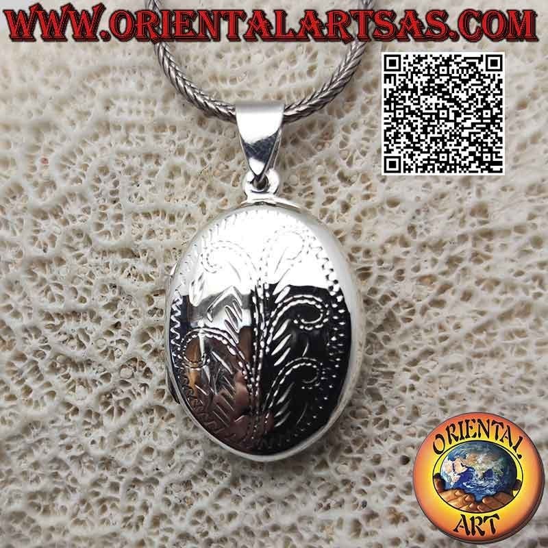 Pendentif cadre photo argent plat ovale lisse avec gravure florale arbuste (25x20)