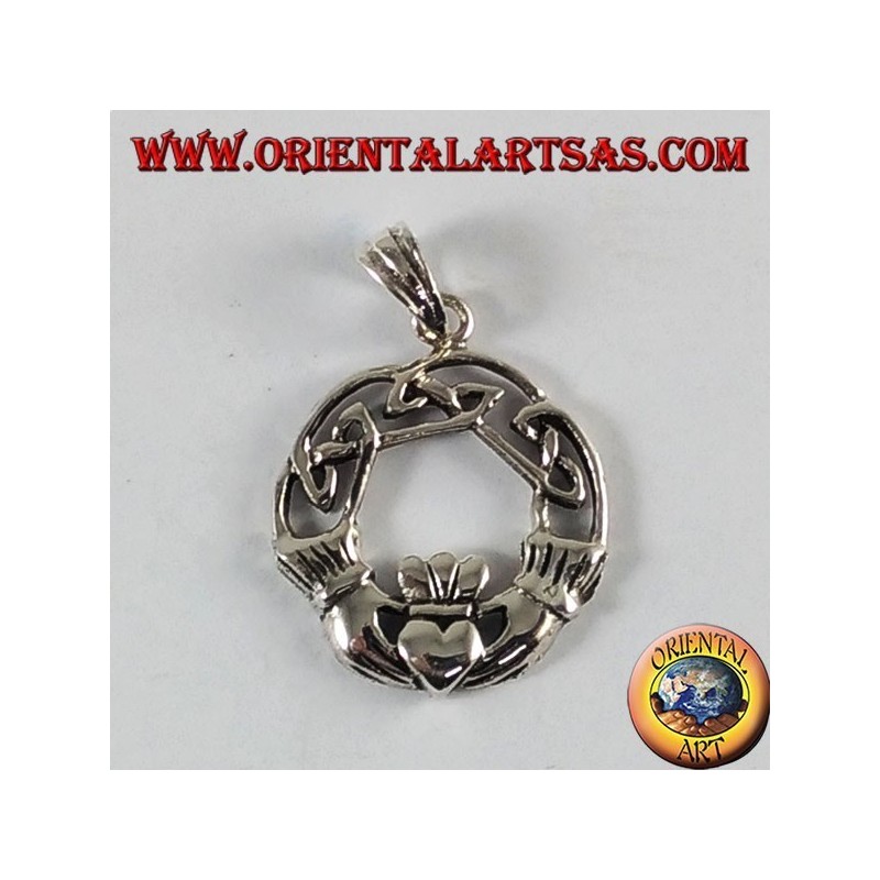 Colgante de plata, Claddagh