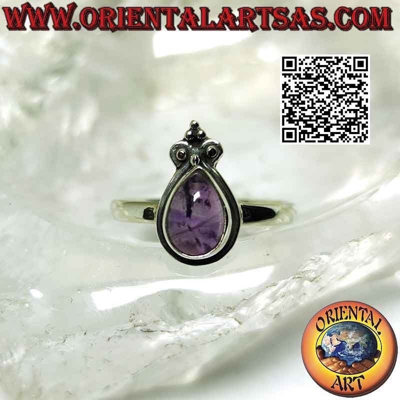Silberring mit Cabochon-Tropfen-Amethyst, glattem Rand und Kronenlilie