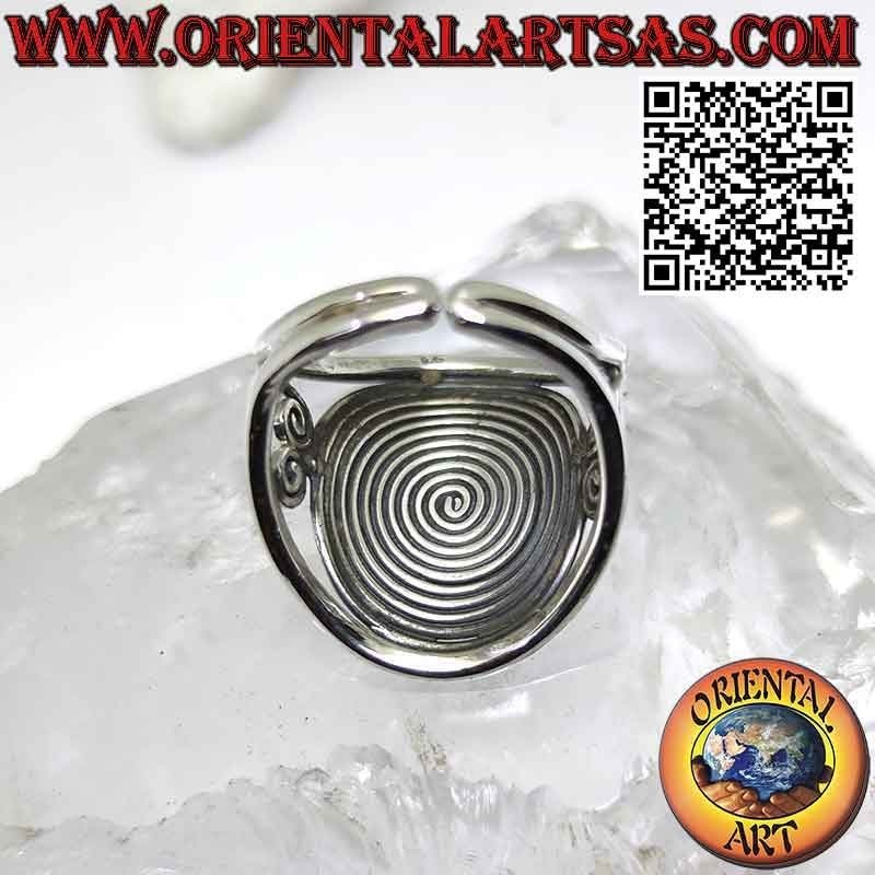 Anello in argento con grande spirale fitta su montatura crescente traforata (regolabile)