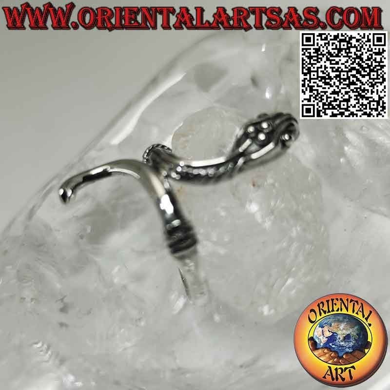 Anello in argento a forma di serpente "vipera" in movimento sinuoso e intreccio sulla coda
