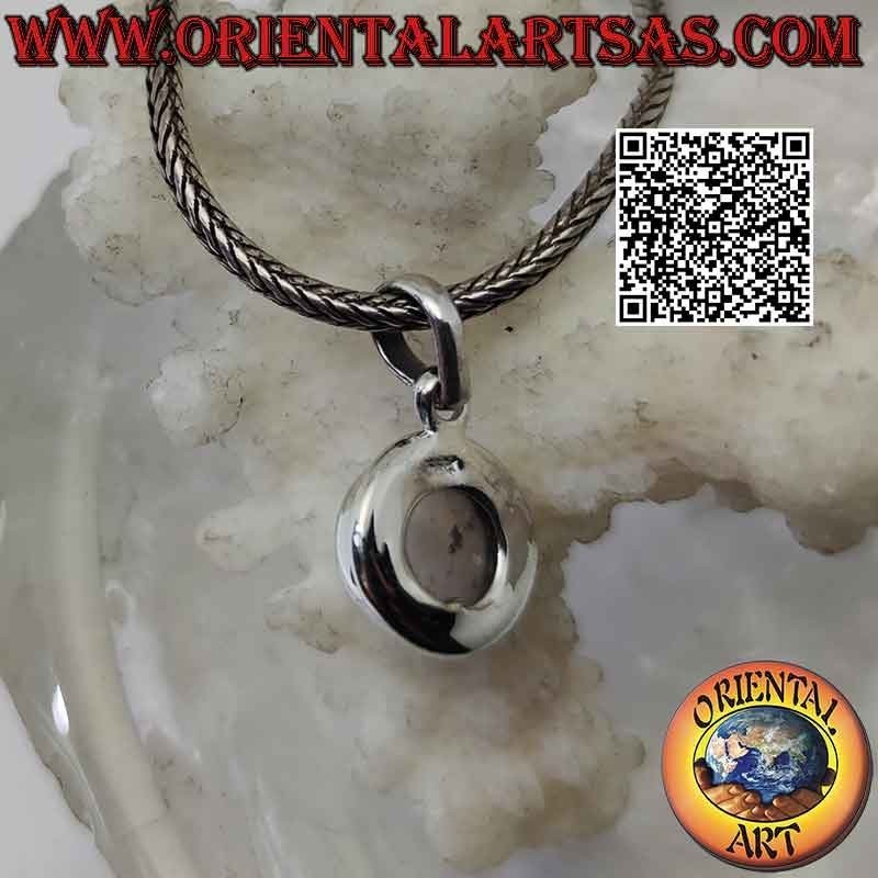 Silver pendant with round cabochon rose quartz on smooth setting with protruding edge