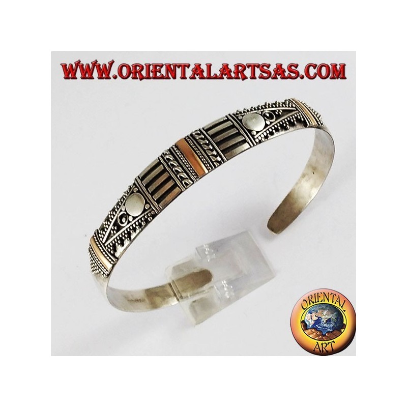 Bracelet en argent avec trois plaques en or 14K fait main