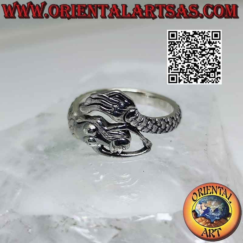 Smooth silver ring, the enveloping and seductive mermaid