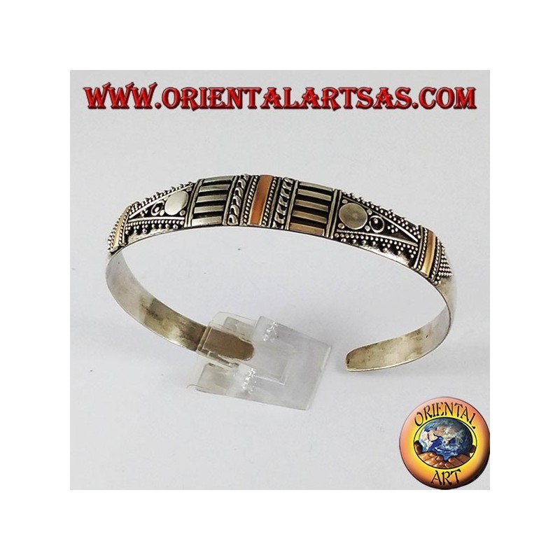 Bracelet en argent avec trois plaques en or 14K fait main