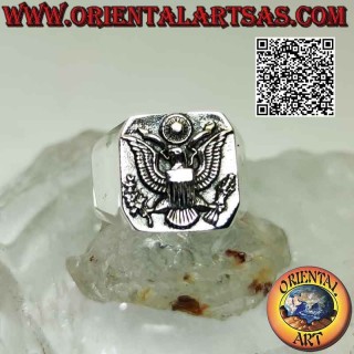 Smooth silver ring with the Coat of Arms of the United States of America (white headed eagle or bald eagle) in relief