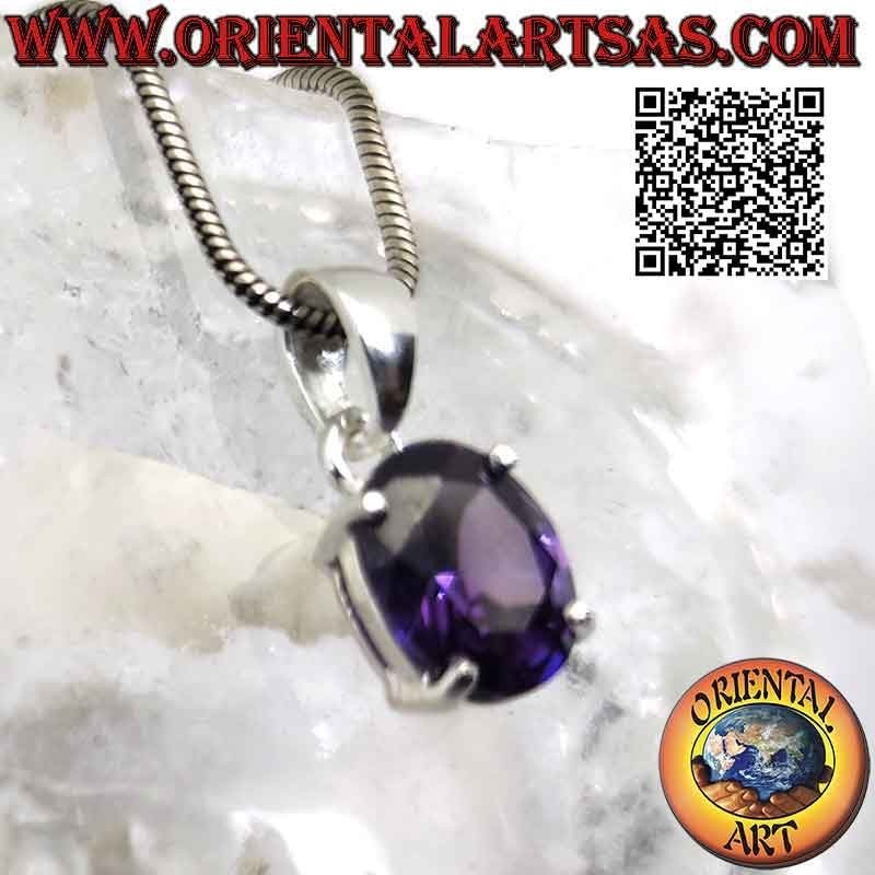 Colgante de plata con amatista sintética facetada ovalada engastada en doble engaste liso
