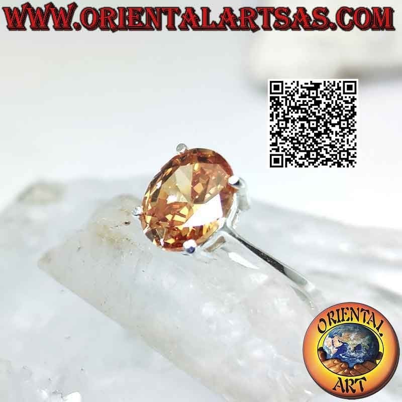 Silberring mit oval facettiertem champagnerfarbenem Zirkon in glatter Doppelfassung