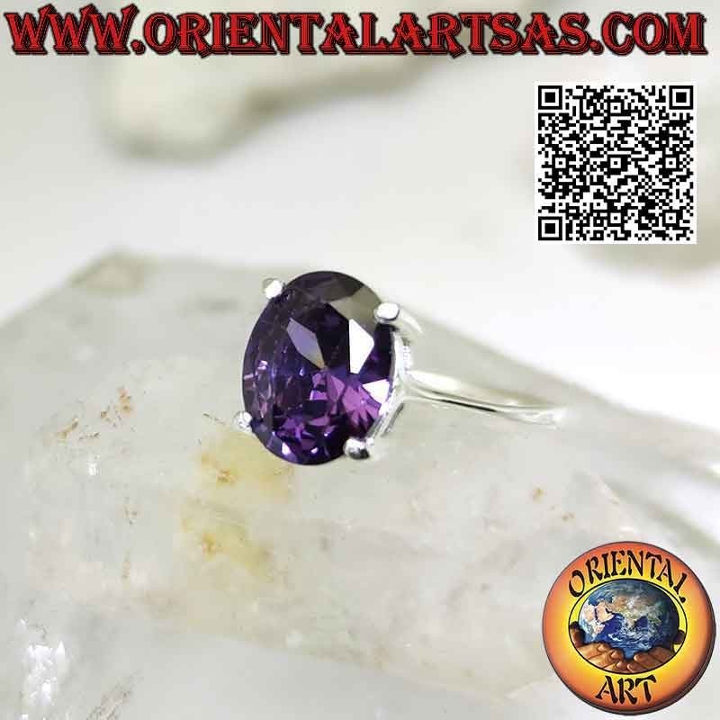Silberring mit oval facettiertem synthetischem Amethyst auf doppelt glatter Fassung