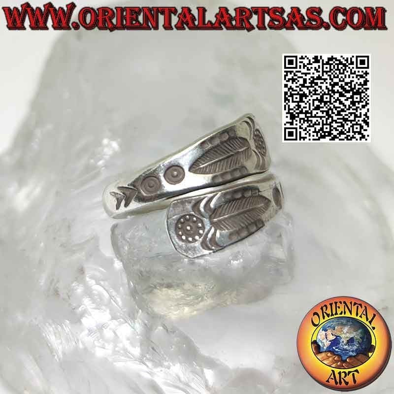 Anillo Karen de plata con doble banda y pluma grabada (ajustable)