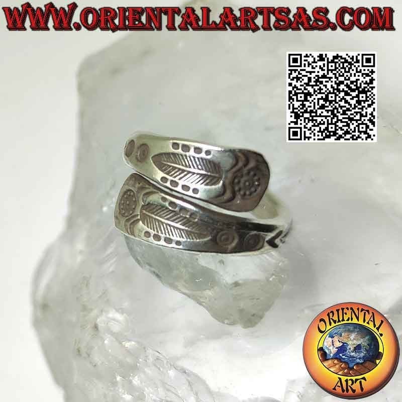 Anillo Karen de plata con doble banda y pluma grabada (ajustable)