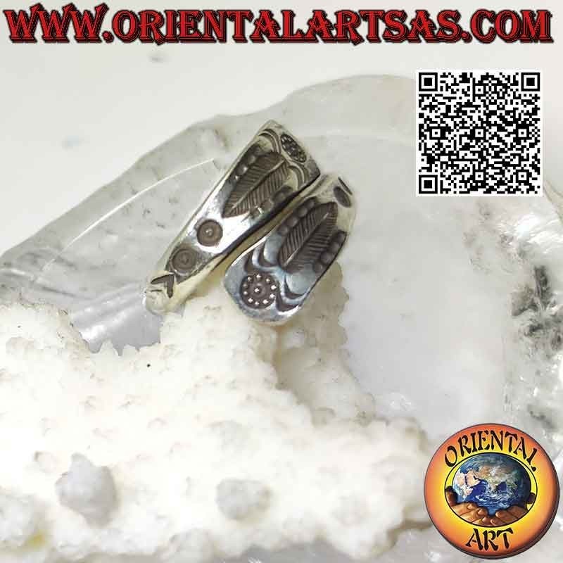 Anello in argento Karen a doppia fascetta con piuma incisa (regolabile)